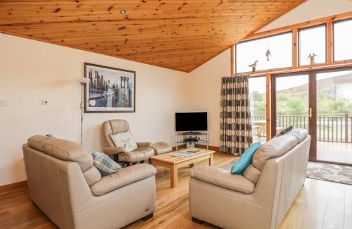 Foss House | Pet-Friendly Burnside Lodge: 4-Star Rated in Glengoulandie
