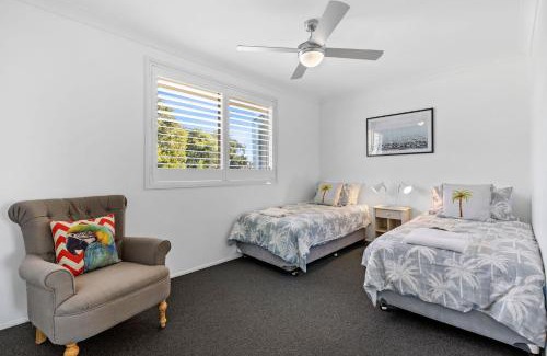 Culburra Beach House | Oceanfront Burra Bliss: 4-Star Haven with Pool Access
