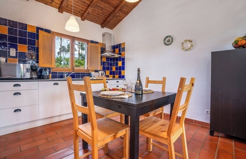 Portimao House | Burro Ville - Relaxation Awaits with Pool & Family Amenities