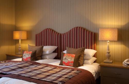 Melrose Hotel | Discover Burt's Hotel: Pet Friendly with Breakfast & Hot Tub
