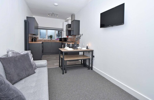 Burton on Trent Apartment | Burton Apartments: Free WiFi & Kitchen, Sleeps 2 Comfortably