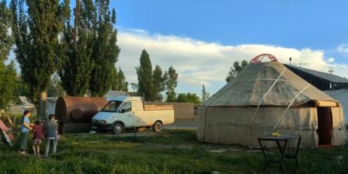 Ak-Talaa District House | Family-Friendly Burul with Hot Tub Amenities Await You