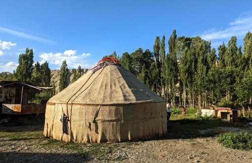 Ak-Talaa District House | Family-Friendly Burul with Hot Tub Amenities Await You