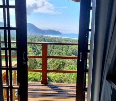 Ubatuba Villa | Oceanfront Burung Flats Itamambuca with Spectacular Views