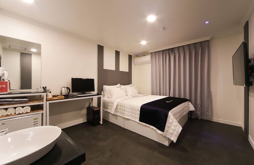 Dongnae District Hotel | Eco-Friendly Comfort at Busan Dongnae Dreams - 10/10 Rated