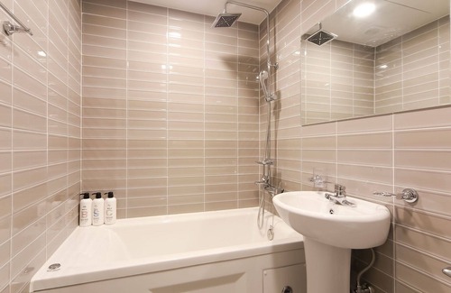 Dongnae District Hotel | Eco-Friendly Comfort at Busan Dongnae Dreams - 10/10 Rated