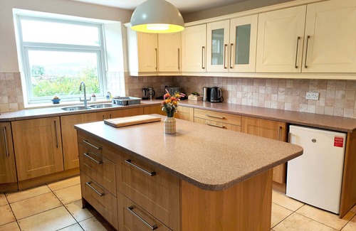 Gilsland Cottage | BUSH NOOK HOUSE, pet friendly, with hot tub in Brampton, Cumbria