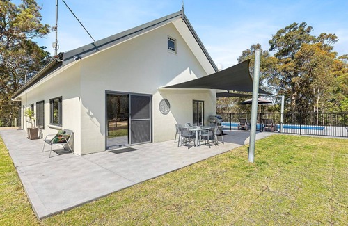 Narooma House | Private Pool Retreat in Nature - Rated 9.4 by Guests