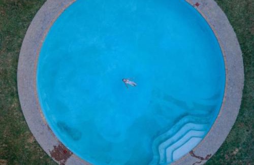 Rooiberg Cabin | Relaxing Stay at Bushveld Venue with Pool and Family Fun