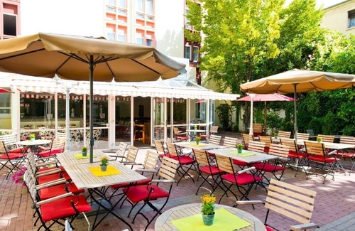 Neustadt an der Weinstrasse House | Explore Comfort in Business Double Room at ACHAT Hotel