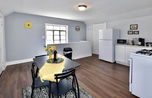 Fountain Square House | Downtown Fountain Sq Gem: Ideal for Conventions & Families