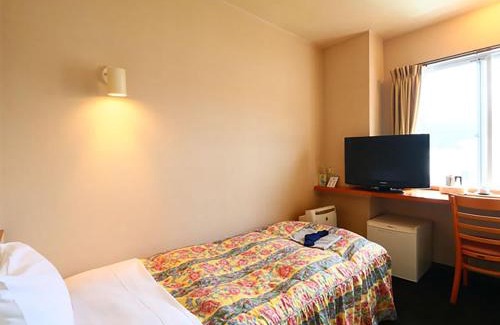 Kumano Hotel | Modern Business Hotel Miharashitei with Family-Friendly Dining