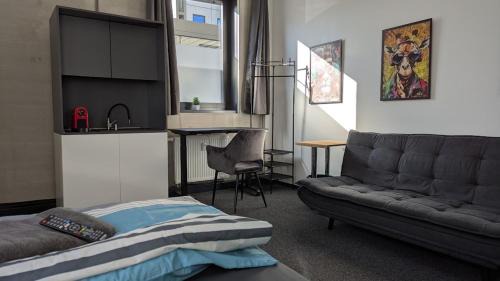 Heimsheim Hotel | Convenient Business Motel with Free WiFi and Breakfast To Go