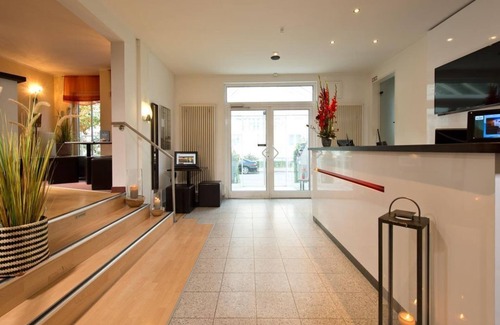 Laubegast House | Book Early: Business Room at ACHAT Hotel Dresden Elbufer