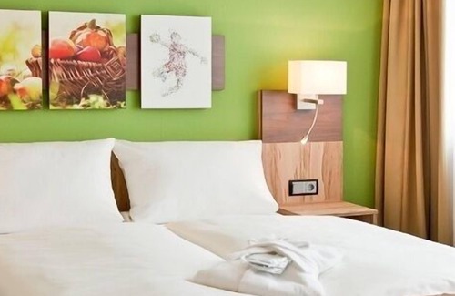 Grosswallstadt Hotel | Ideal Getaway at Business Sporthotel Großwallstadt
