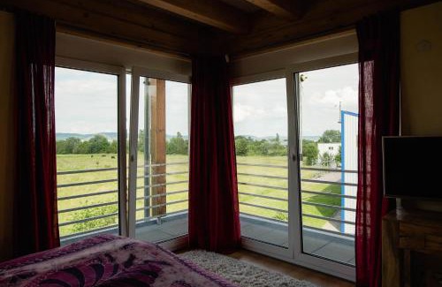 Gaeufelden Apartment | Oceanfront Businessapart Stuttgart with Breakfast Included