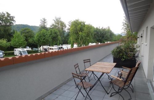 Waldsee House | Discover Busses Guesthouse: Family-Friendly & Accessible Stay