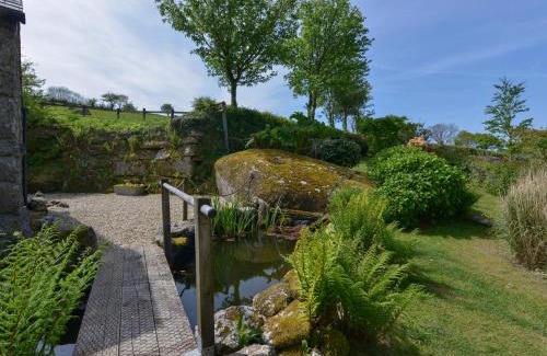 Yelverton House | Discover Buster Barn: Pet-Friendly Retreat, 4-Star Stay