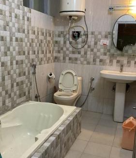 Brein House | Busybee Guest House