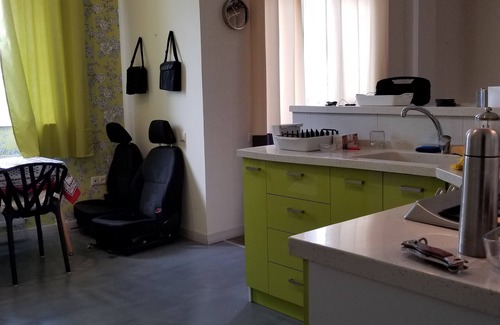 Saburtalo Apartment | Delightful Stay at Buto's Place for Couples and Friends