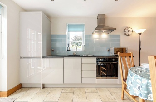 Redlynch Cottage | Family-Friendly Buttercup Cottage with Cozy Fireplace in Redlynch