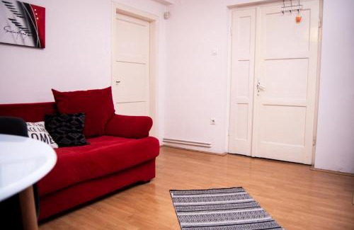Tirgu Mures Apartment | Hidden Gem Butterfly Apartment in Targu Mures