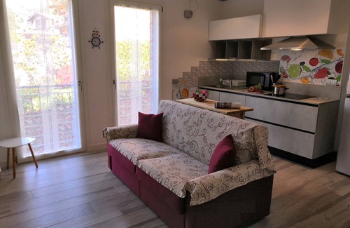 Pallanza Apartment | Butterfly Apt in Suna: Family-Friendly with Pool Access