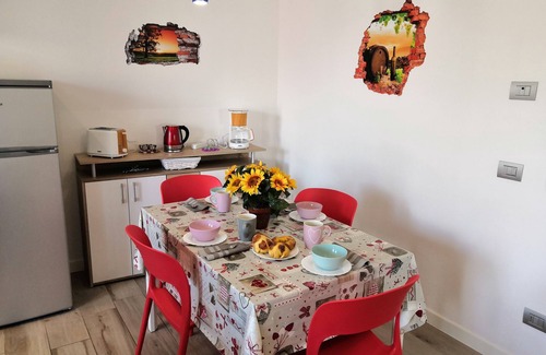 Pallanza Apartment | Butterfly Apt in Suna: Family-Friendly with Pool Access