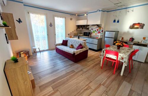 Pallanza Apartment | Kid-Friendly Butterfly Apt in Suna with Parking Access