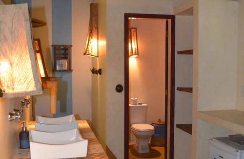 Marau Hotel | Relax at Butterfly House Bahia: Pool, Restaurant & More