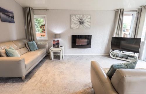 Bowness-on-Windermere House | Discover Buttermere Lodge: 4-Star, Pet and Child Friendly