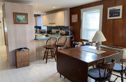 Buzzards Bay House | Buttermilk Bay Waterfront Retreat: Top-Rated Ocean Escape