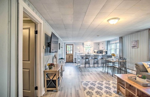 Buzzards Bay House | Buttermilk Cottage: Steps to Beach with Ocean View & Spa