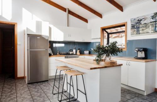 Bungaree House | Beachfront Escape at Buttons By The Beach on King Island