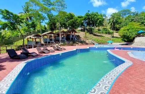 Agpudlos Hotel | Buxton Gan Resort Hotel