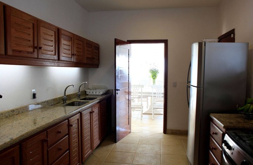 Portal da Ferradura Villa | Inviting House with Pool and Sea View in Búzios