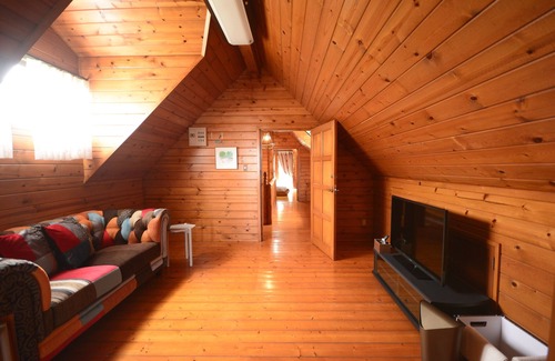 Maeganeku Hotel | Inviting BUZZ RESORT: Family-Friendly & Accessible Stay