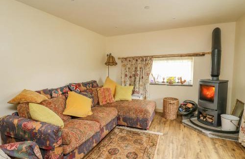 Builth Wells House | Pet-Friendly Retreat at Buzzards Breg - 4-Star Rated Stay