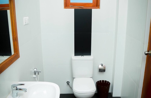 Tangalle Hotel | BV Residence: Guest Rated 10/10 with Family-Friendly Dining