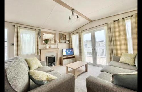 Camber Resort | Pet-Friendly Retreat at Parkdean Resorts, Camber Sands