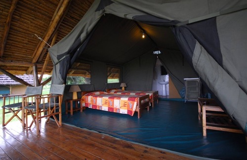 Pakwach Cabin | Explore Adventure at Bwana Tembo Safari Lodge
