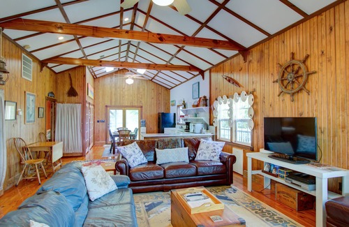 Isle of Palms House | Exclusive Oceanfront Retreat: The Smiley Face House