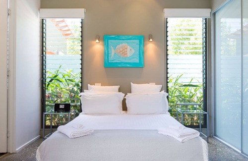 Sanctuary Point Bed & Breakfast | Beachfront B&B Apartments: Perfect Romantic Getaways