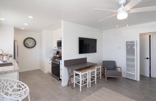 Cayucos Apartment | Beachfront Bliss: Guest Rated 10/10 with Breakfast Included