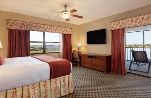 Florida Central Atlantic Coast Resort | Book Your Weekend Getaway: Family-Friendly Stay Awaits