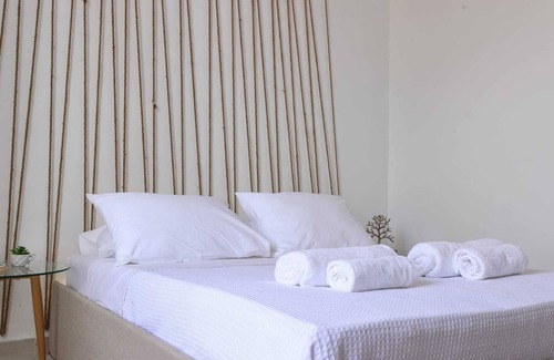 Little Venice Hotel | By Whitelist Mykonos