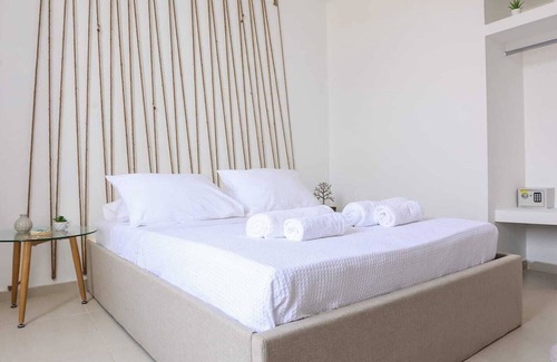 Little Venice Hotel | By Whitelist Mykonos