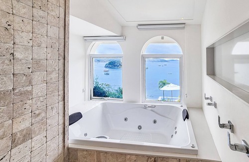 Humaita Hotel | Relaxing Retreat at Byblos Pousada with Ocean Views