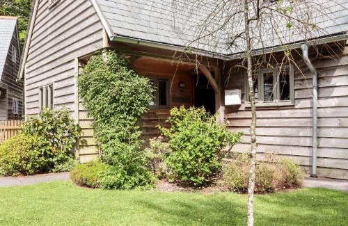 Camelford House | Pet-Friendly Bybrook Lodge: Rated 9.5/10 by Guests