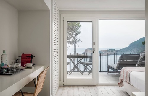Begur Hotel | Relax at BYPILLOW Cap Sa Sal with Ocean View & Spa